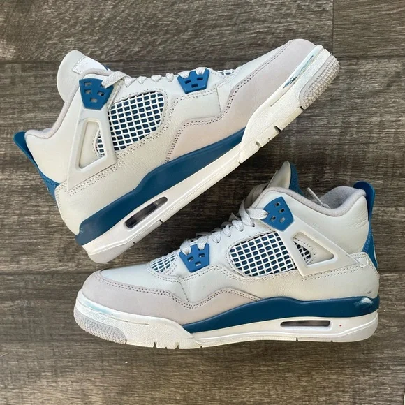 Air Jordan 4 Retro Military Blue5.5Y